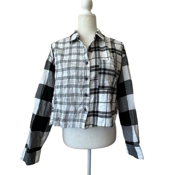 Forever 21 Flannel Cropped Plaid Shirt 100% Cotton Long Sleeve SZ M - Picture 1 of 13